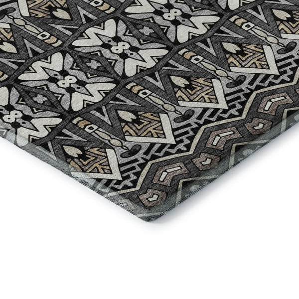 HomeRoots 5' x 8' Charcoal & Ivory Moroccan Area Rug - Durable, Washable, UV Protected for Family Homes & Decor 672256