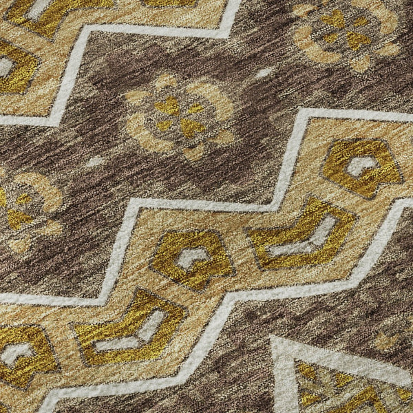 HomeRoots 8' Gold Brown and Ivory Moroccan Round Rug – Washable, UV Protected, Stain Resistant for Homes 672269