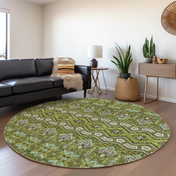 HomeRoots 8' Olive Green and Beige Moroccan Round Rug – Washable, UV-Protected, Stain-Resistant Design for Homes 672287