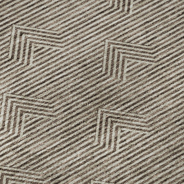 HomeRoots 8' Brown and Ivory Abstract Geometric Washable Round Rug - Stylish, Durable, UV-Protected Design! 672323