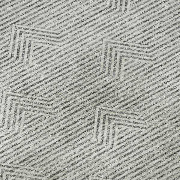 HomeRoots 8' Gray and Ivory Abstract Geometric Round Rug - Washable, UV-Protected, Stain-Resistant Design! 672329