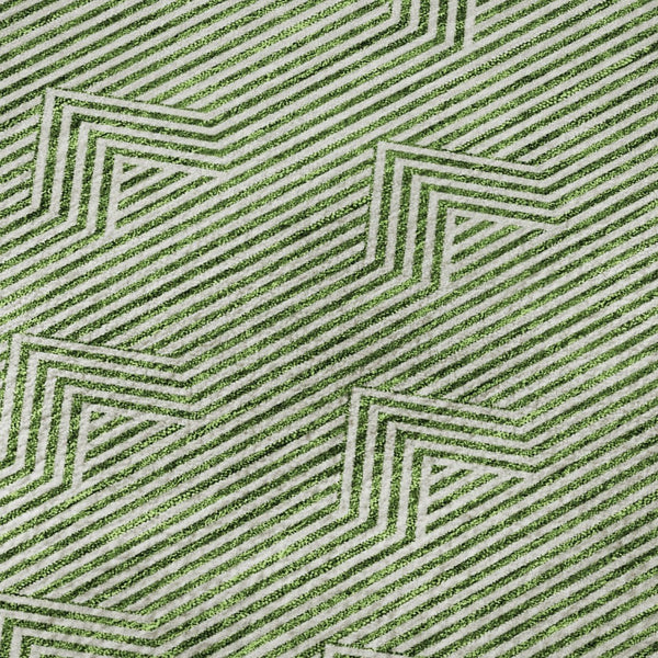 HomeRoots 8' Green And Ivory Abstract Geometric Washable Round Rug - UV Protected, Stain Resistant, Durable Design 672335