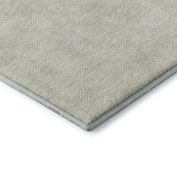 HomeRoots 5' x 8' Ivory and Beige Abstract Geometric Rug - Washable, Stain-Resistant, UV-Protected for Easy Care 672340