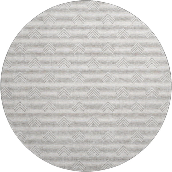 HomeRoots 8' Taupe and Ivory Abstract Geometric Round Rug – Washable, UV Protected, Perfect for Busy Homes! 672371