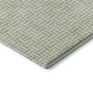 HomeRoots 5' X 8' Artichoke Green Geometric Area Rug - Washable, UV Protected, Durable & Stylish for Any Room 672382