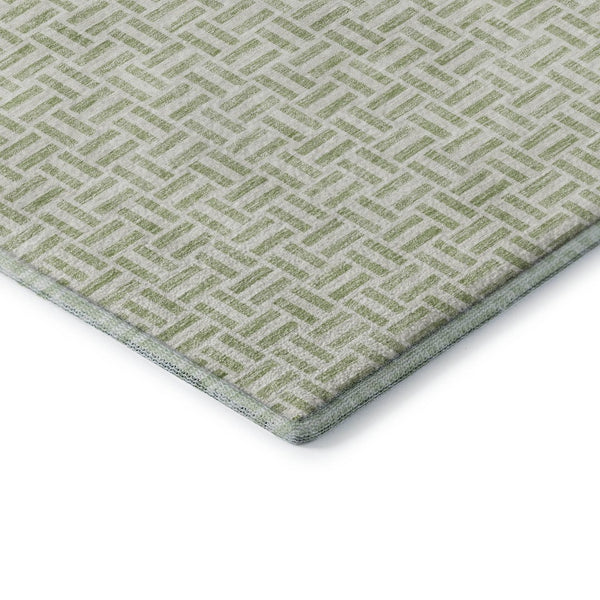HomeRoots 5' X 8' Artichoke Green Geometric Area Rug - Washable, UV Protected, Durable & Stylish for Any Room 672382