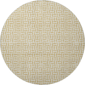 HomeRoots 8' Gold and Ivory Geometric Round Rug - Washable, UV Protected, Stain-Resistant for Stylish Spaces 672407
