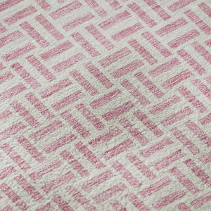 HomeRoots 8' Pink And Ivory Geometric Round Rug - Washable, UV Protected, Stylish & Durable for Any Space 672443