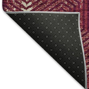 HomeRoots 8' Burgundy Geometric Round Rug - Washable, UV-Protected, Durable & Stylish for Modern Spaces 672473