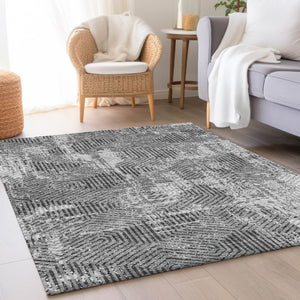 HomeRoots 5' X 8' Gray and Silver Geometric Area Rug - Washable, UV-Protected, Stylish, and Durable for Homes 672490