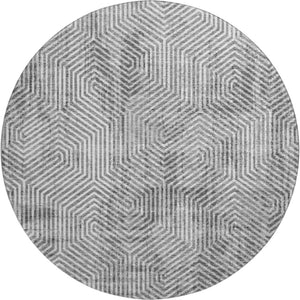 HomeRoots 8' Stylish Silver and Gray Geometric Round Rug - Durable, Washable, Stain-Resistant with UV Protection 672527