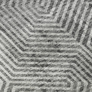 HomeRoots 8' Stylish Silver and Gray Geometric Round Rug - Durable, Washable, Stain-Resistant with UV Protection 672527