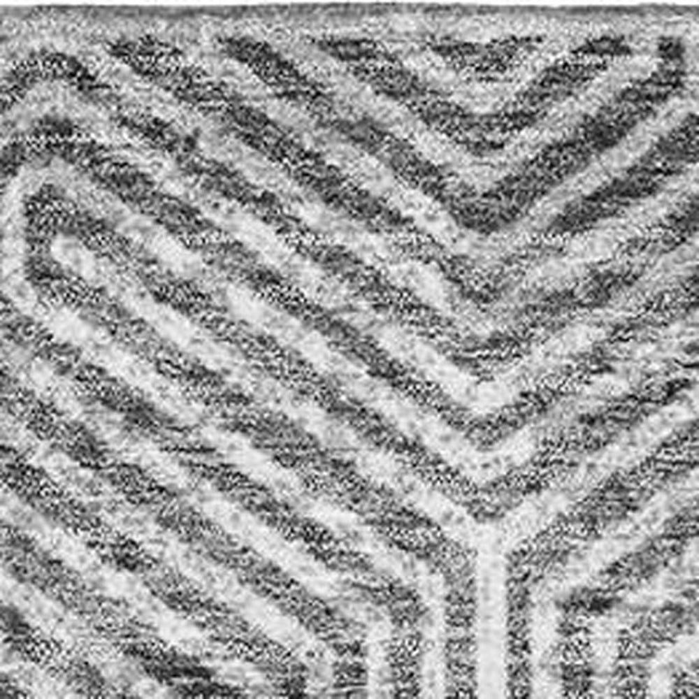 HomeRoots 8' X 10' Stylish Silver and Gray Geometric Area Rug – Washable, UV-Protected, Durable for Homes 672528