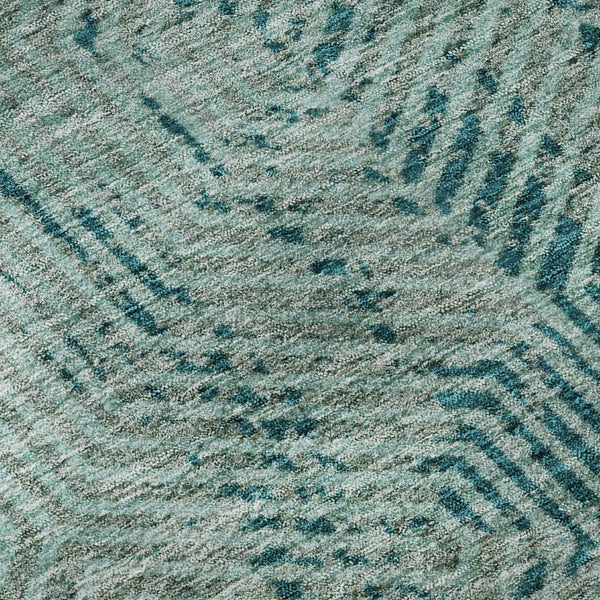 HomeRoots 8' Teal and Gray Geometric Round Rug - Washable, UV Protected, Perfect for Busy Homes & Style! 672539