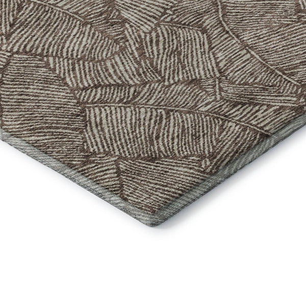 HomeRoots 5' X 8' Brown and Beige Floral Area Rug - Washable, UV Protected, Stain-Resistant for Homes & Spaces 672589