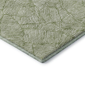 HomeRoots 8' Green and Ivory Floral Round Rug – Durable, Washable, UV-Protected, Ideal for High-Traffic Areas 672608