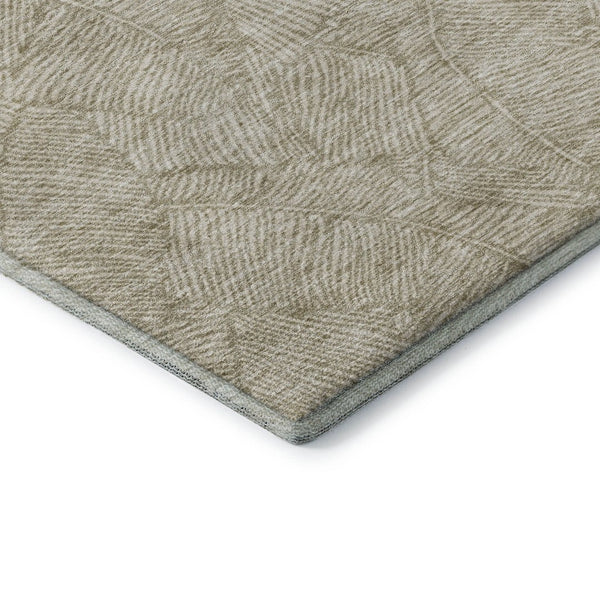HomeRoots 8' Taupe and Beige Floral Round Rug - Washable, UV-Protected, Durable & Stain-Resistant Design! 672644