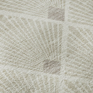 HomeRoots 8' Beige and Tan Abstract Geometric Round Rug - Washable, UV Protected, Stain Resistant & Soft 672656