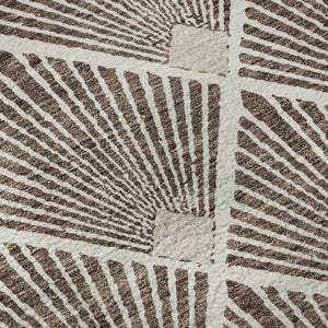 HomeRoots 8' Brown And Beige Abstract Geometric Round Rug – Washable, Durable, UV-Protected for All Spaces 672668