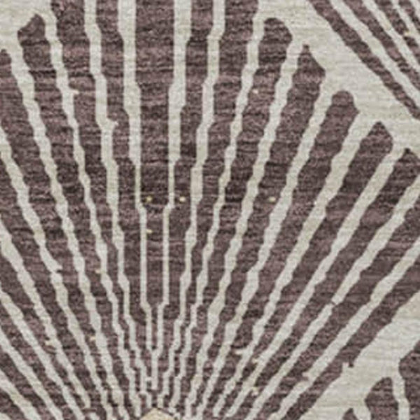 HomeRoots 8' Chocolate and Beige Round Rug - Stylish Geometric Design, Washable, UV Protected, and Pet-Friendly 672674