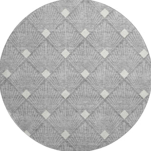 HomeRoots 8' Gray And Ivory Abstract Geometric Round Rug - Washable, UV-Protected, Pet-Friendly Design! 672680