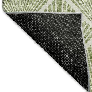 HomeRoots 8' Green And Ivory Abstract Geometric Round Rug - Washable, UV Protected, Durable, Pet Friendly Decor 672686