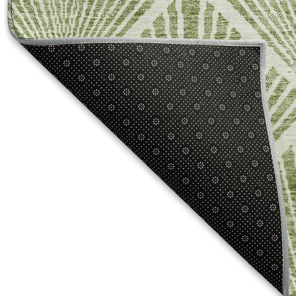 HomeRoots 8' Green And Ivory Abstract Geometric Round Rug - Washable, UV Protected, Durable, Pet Friendly Decor 672686