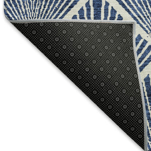 HomeRoots 8' Navy Blue & Ivory Abstract Geometric Round Rug - Washable, UV-Protected, Stain-Resistant Design! 672704