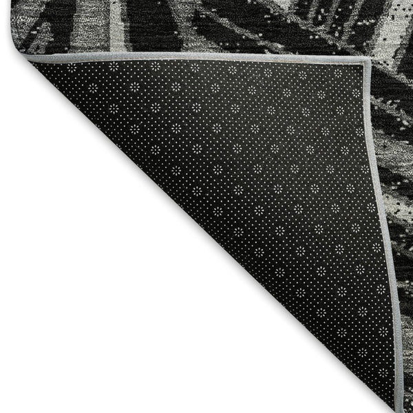 HomeRoots 5' X 8' Black and Gray Geometric Area Rug - Washable, UV Protected, Stain-Resistant for Modern Homes 672733