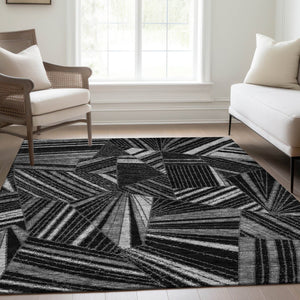 HomeRoots 5' X 8' Black and Gray Geometric Area Rug - Washable, UV Protected, Stain-Resistant for Modern Homes 672733