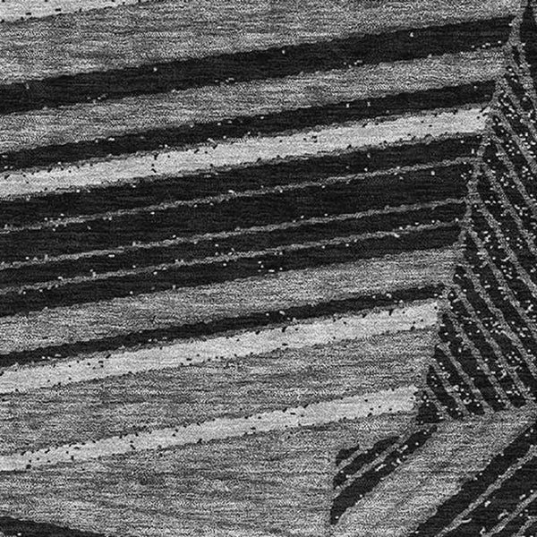 HomeRoots 8' X 10' Stylish Black & Gray Geometric Area Rug – Washable, UV Protected, Perfect for Busy Homes! 672735