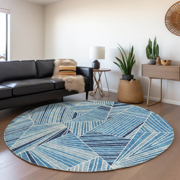 HomeRoots 8' Blue & Silver Geometric Round Rug - Washable, Stain-Resistant, UV-Protected for High-Traffic Areas 672740
