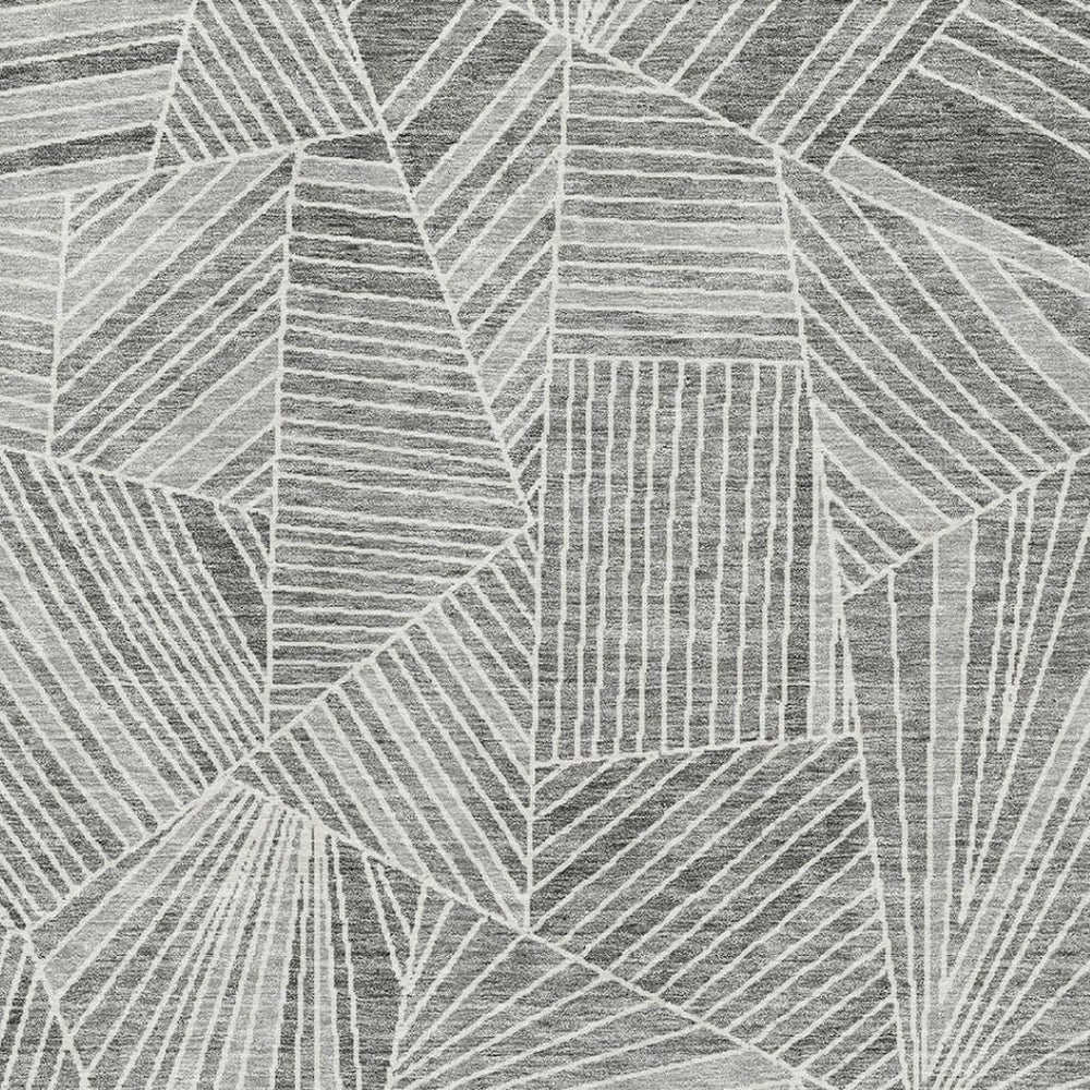 HomeRoots 10' Gray & Silver Geometric Area Rug - Washable, UV Protected, Perfect for Busy Homes & Patios! 672767