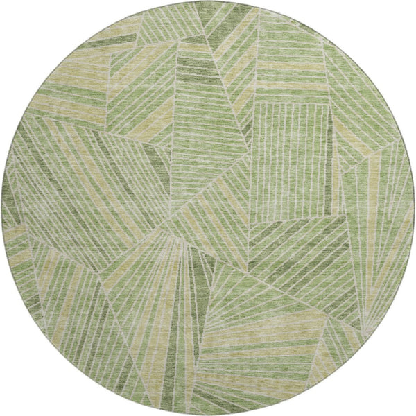 HomeRoots 8' Green And Beige Geometric Washable Round Rug – Durable, UV-Protected for Indoor & Outdoor Use! 672770