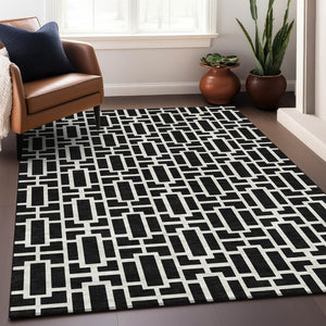 HomeRoots 5' X 8' Black And Ivory Geometric Area Rug - Stylish, Washable, UV Protected for Busy Homes 672811