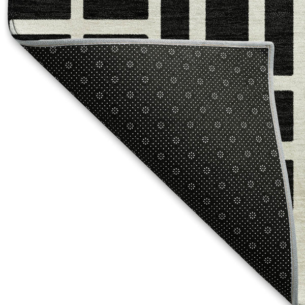 HomeRoots 5' X 8' Black And Ivory Geometric Area Rug - Stylish, Washable, UV Protected for Busy Homes 672811