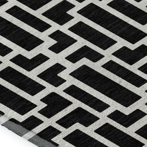 HomeRoots 5' X 8' Black And Ivory Geometric Area Rug - Stylish, Washable, UV Protected for Busy Homes 672811