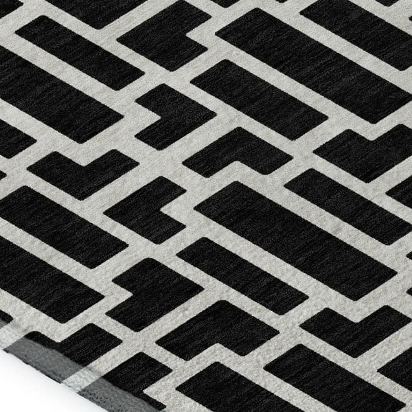 HomeRoots 5' X 8' Black And Ivory Geometric Area Rug - Stylish, Washable, UV Protected for Busy Homes 672811