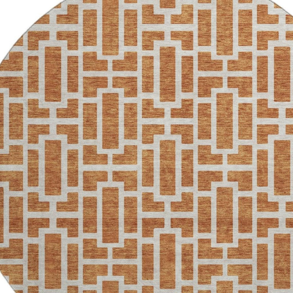 HomeRoots 8' Terra Cotta & Beige Geometric Round Rug - Washable, UV-Protected, Durable for High-Traffic Areas 672854