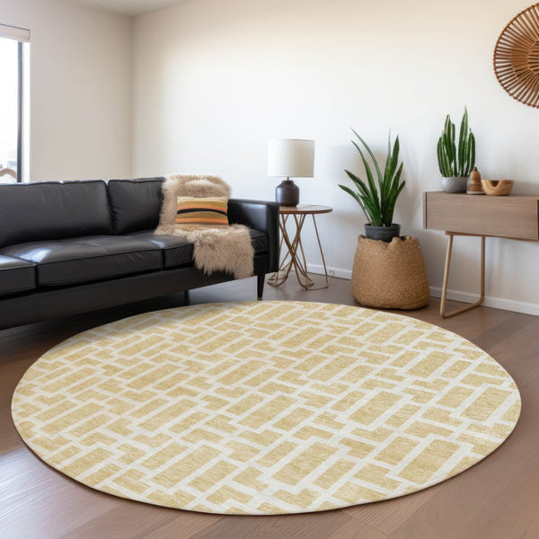 HomeRoots 8' Stylish Wheat and Ivory Geometric Washable Round Rug with UV Protection for High-Traffic Areas 672866