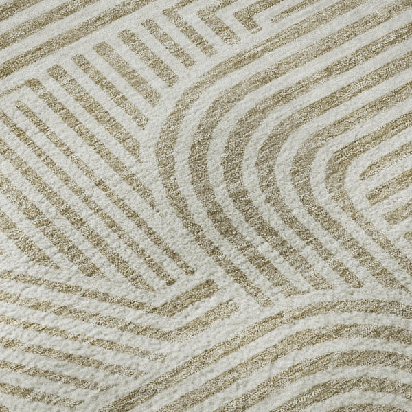HomeRoots 8' Washable Beige and Ivory Abstract Geometric Round Rug with UV Protection for Busy Family Spaces 672878