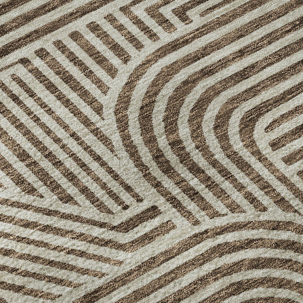 HomeRoots 8' Brown and Ivory Abstract Geometric Round Rug - Washable, UV Protected, Stain Resistant for Modern Homes 672896