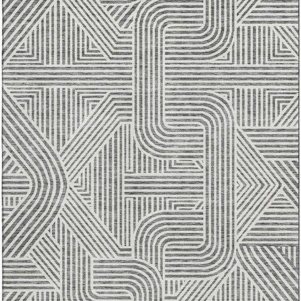 HomeRoots 5' X 8' Gray And Ivory Geometric Washable Area Rug - UV Protected, Stain Resistant, Soft Polyester 672913