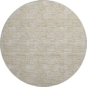 HomeRoots 8' Beige and Ivory Abstract Round Rug - Washable, UV Protected, and Perfect for Modern Homes! 672950