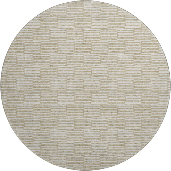 HomeRoots 8' Beige and Ivory Abstract Round Rug - Washable, UV Protected, and Perfect for Modern Homes! 672950