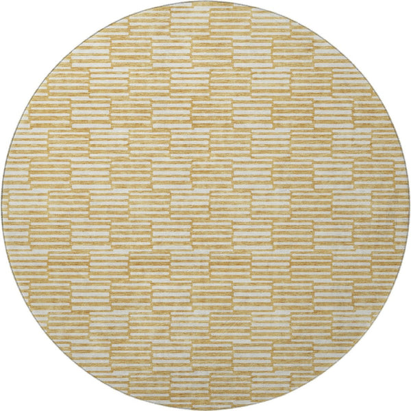HomeRoots 8' Gold and Ivory Abstract Geometric Round Rug – Washable, UV Protected, Pet-Friendly & Stylish Decor 672968