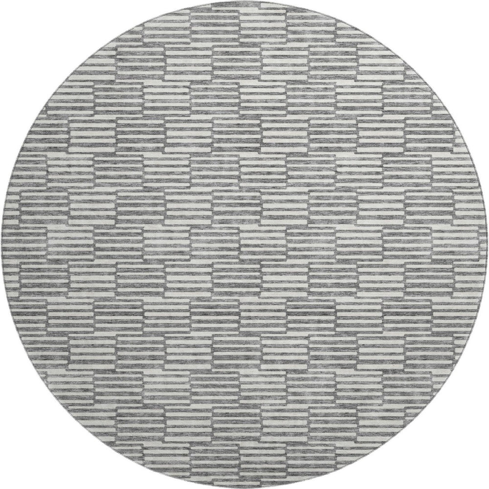 HomeRoots 8' Gray And Ivory Abstract Geometric Round Rug - Washable, UV-Protected, Durable, Modern Accent Piece 672974