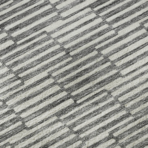 HomeRoots 8' Gray And Ivory Abstract Geometric Round Rug - Washable, UV-Protected, Durable, Modern Accent Piece 672974