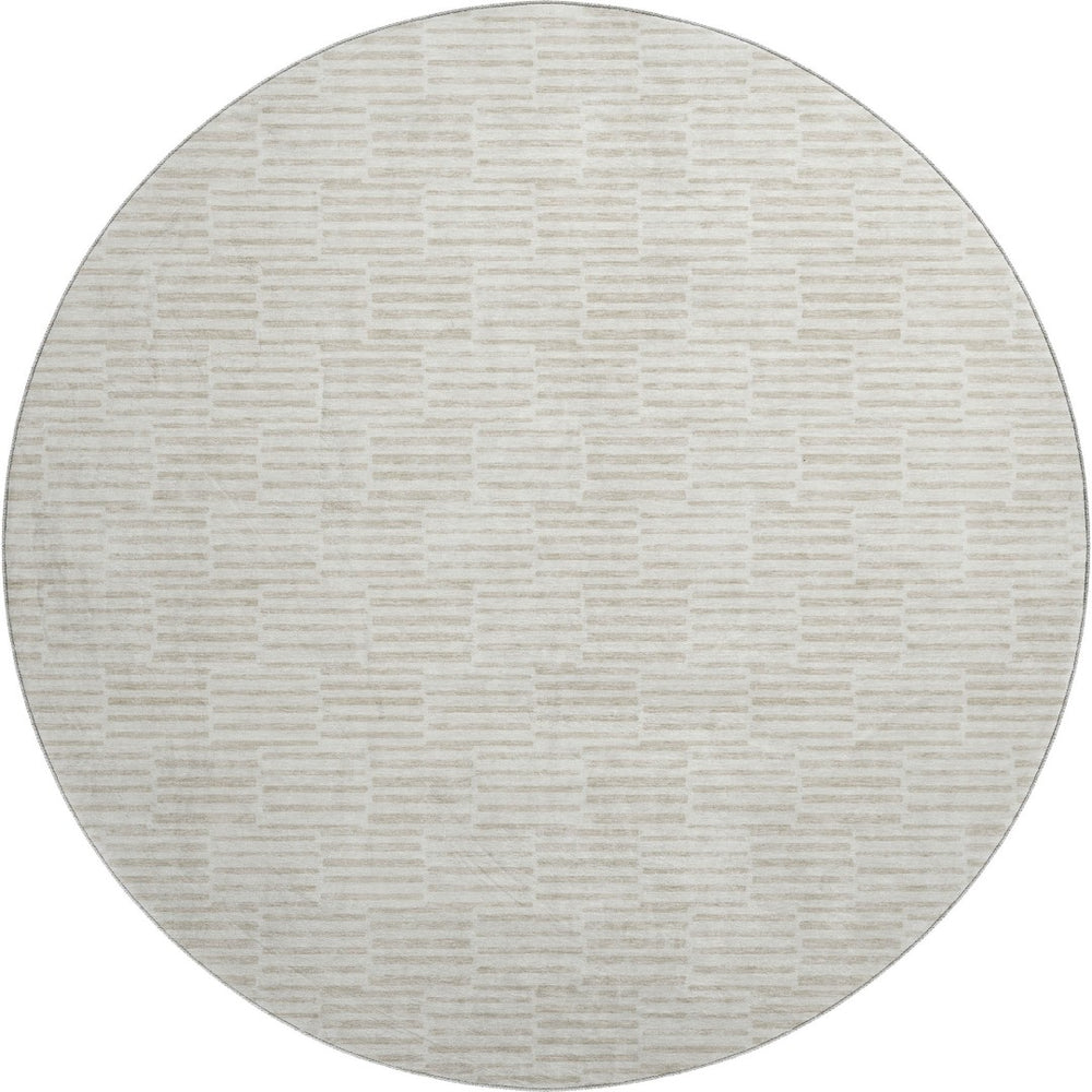 HomeRoots 8' Ivory and Beige Abstract Geometric Round Rug - Washable, UV Protected, Durable, and Stylish Decor 672986