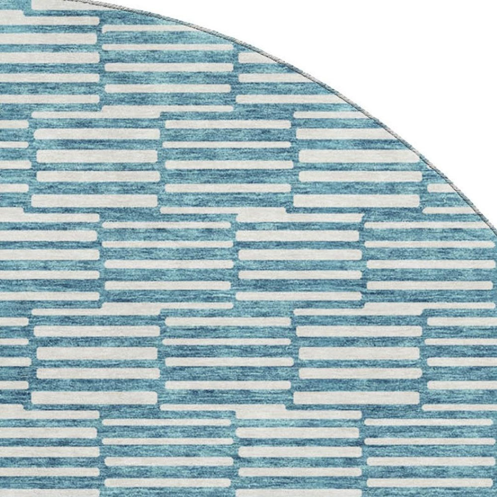HomeRoots 8' Teal and Beige Geometric Round Rug - Washable, UV Protected, Stylish, and Durable for Any Space! 673016